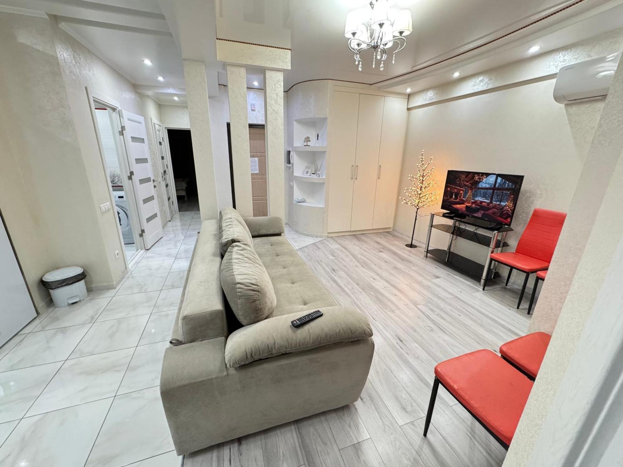 Two Bedroom Large Apartment In Chisinau Exterior photo